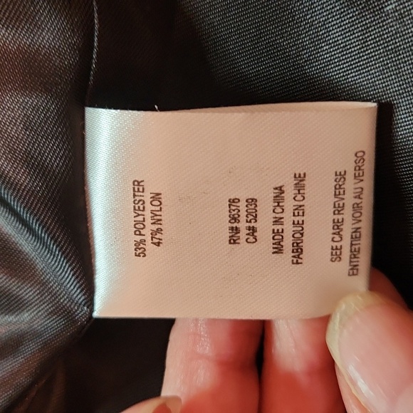 Samuel Dong trench with ruffles and Rosetta embellishment - Picture 10 of 10